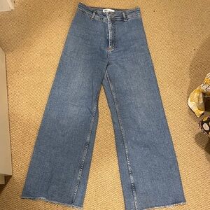 ZARA wide leg  Raw Hem High Waisted Jeans Blue Size 6